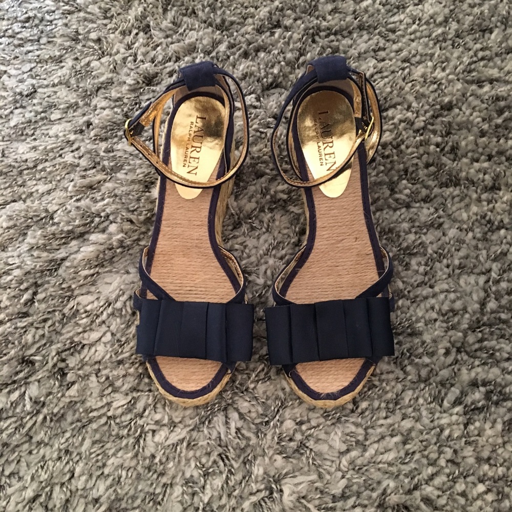 Women’s shoes